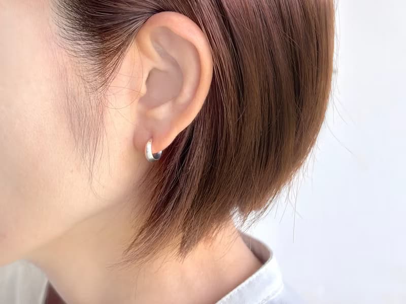 月影たゆたう 三日月のピアス　 luna crescens