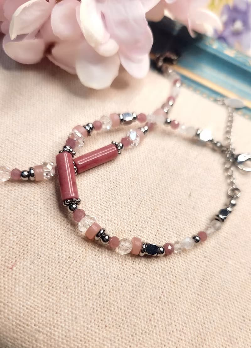 築夢薔薇-薔薇灰石 藍紋瑪瑙 紫水晶-圓滿愛情的半寶石水晶手鍊