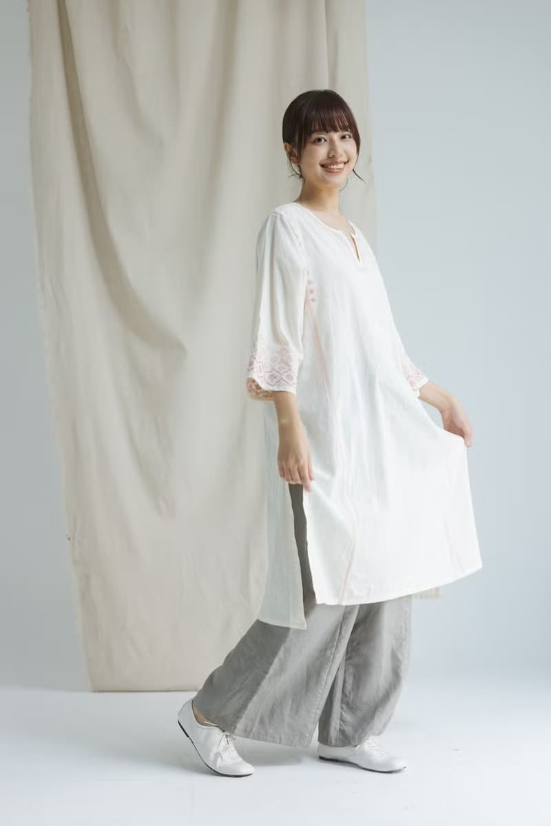 Chikankari 刺繡工藝小V領寬鬆庫塔_粉