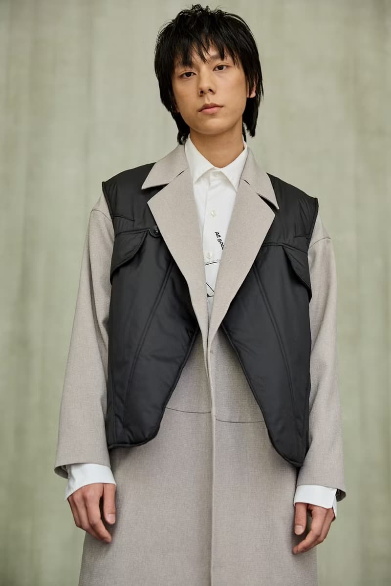 附圍巾鋪棉背心