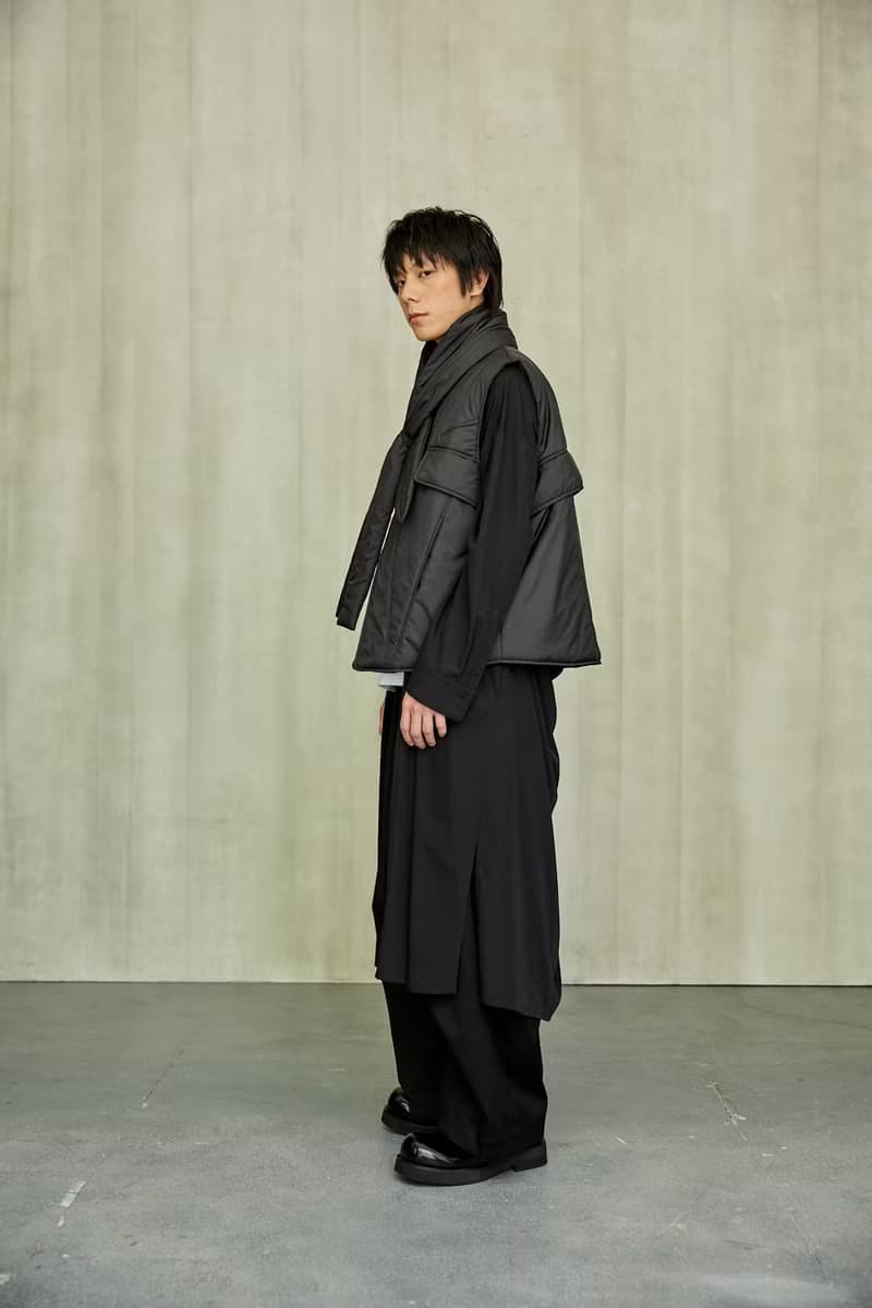 附圍巾鋪棉背心