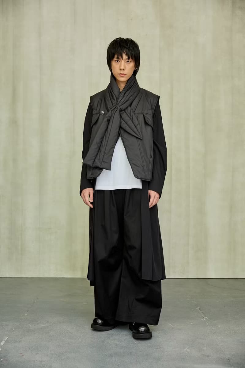 附圍巾鋪棉背心