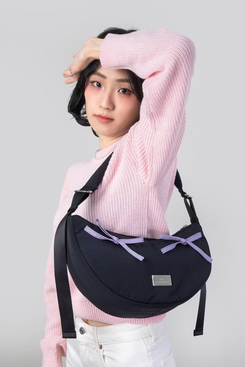 【DOUGHNUT】防潑水 手提/肩背/斜背 小澎澎半月包 蝴蝶結-黑 SE