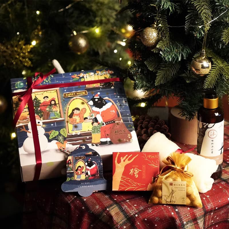 預算千元【聖誕禮物】 獨家插畫聯名款─手繪聖誕森之禮盒 贈提袋