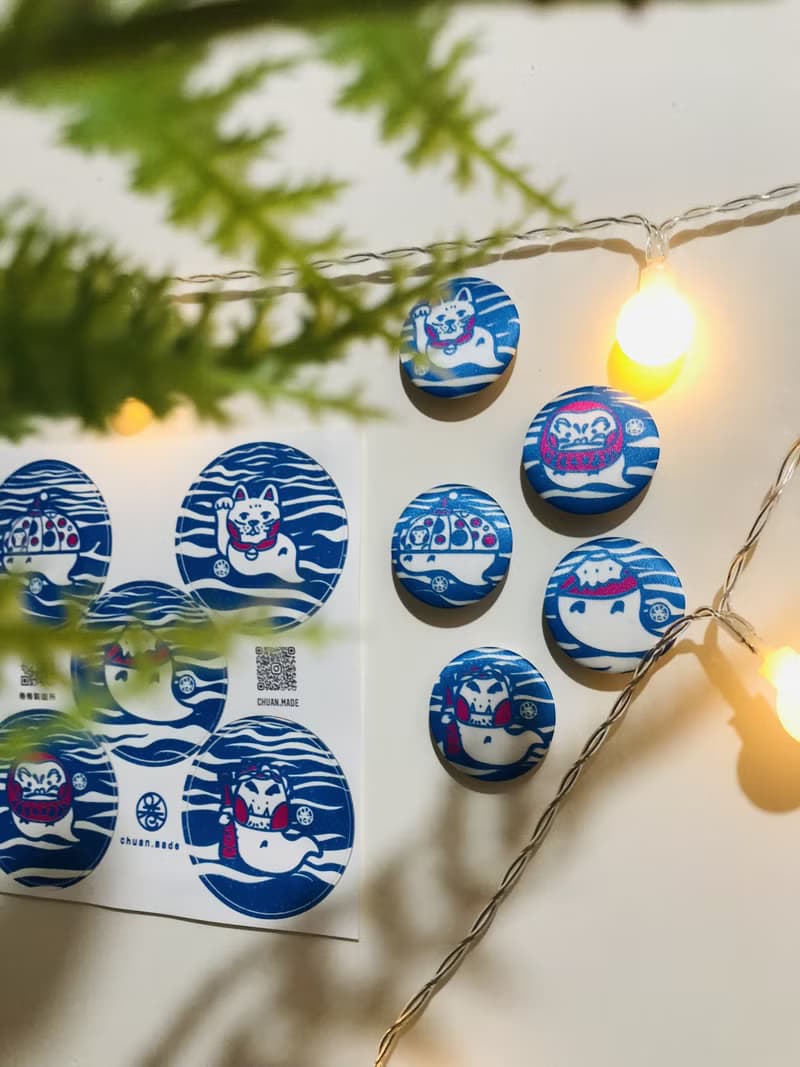 飄洋過海守護靈插畫-招財貓-富士山-不倒翁-南瓜-桃太郎布面胸章