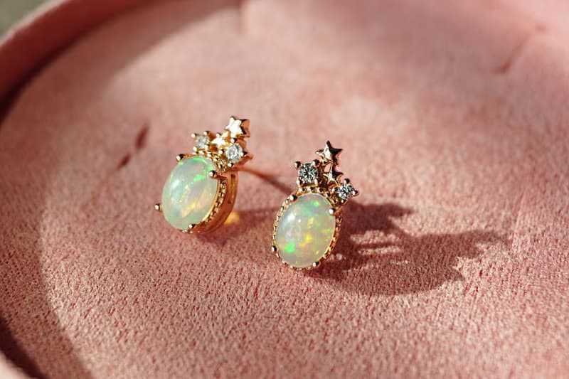 Natural Opal Stud Earrings Sterling Silver 925 with Rosegold Plated.