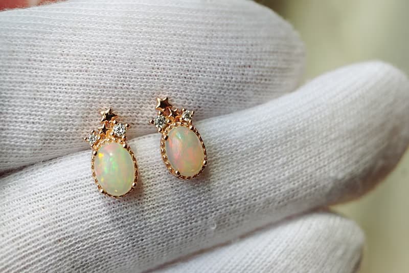 Natural Opal Stud Earrings Sterling Silver 925 with Rosegold Plated.