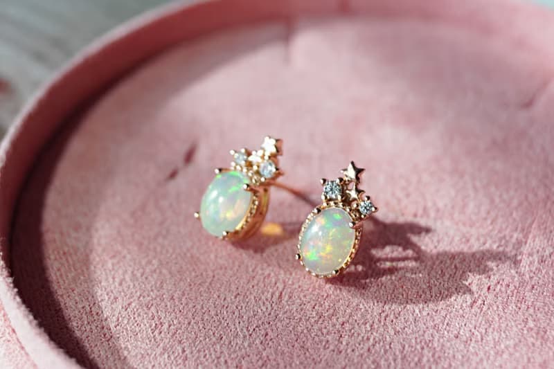 Natural Opal Stud Earrings Sterling Silver 925 with Rosegold Plated.
