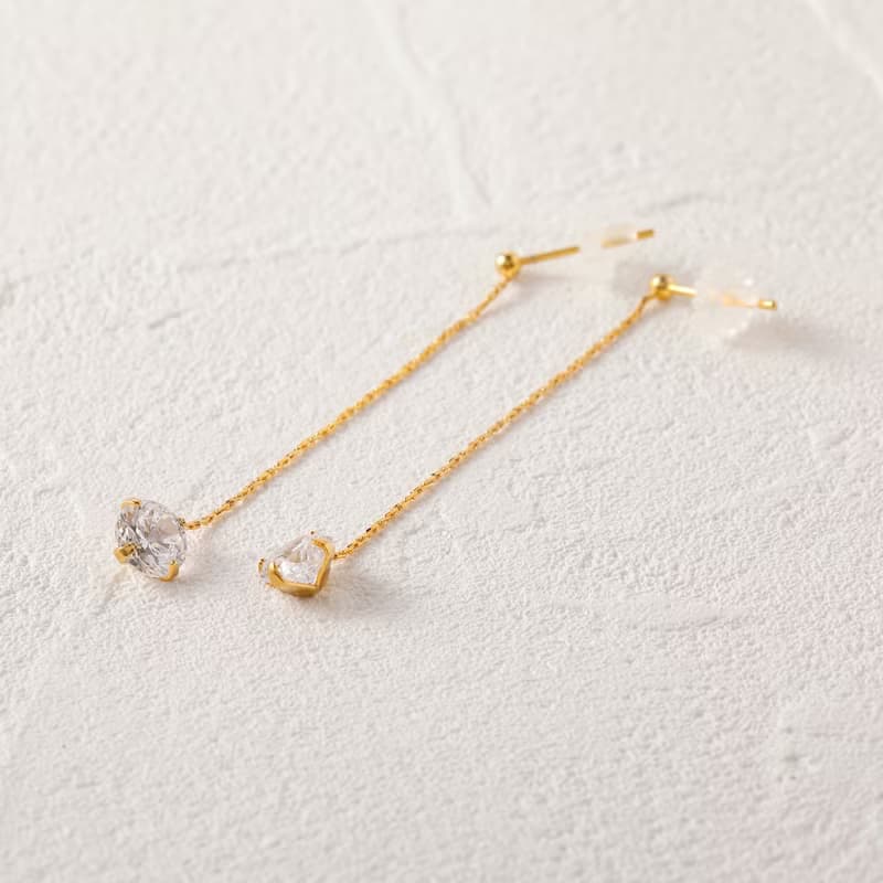 sway-round pierced earring GD　ニッケルフリーピアス　キュービックジルコニアが揺れるおしゃれなシンプルデザイン ゴールド