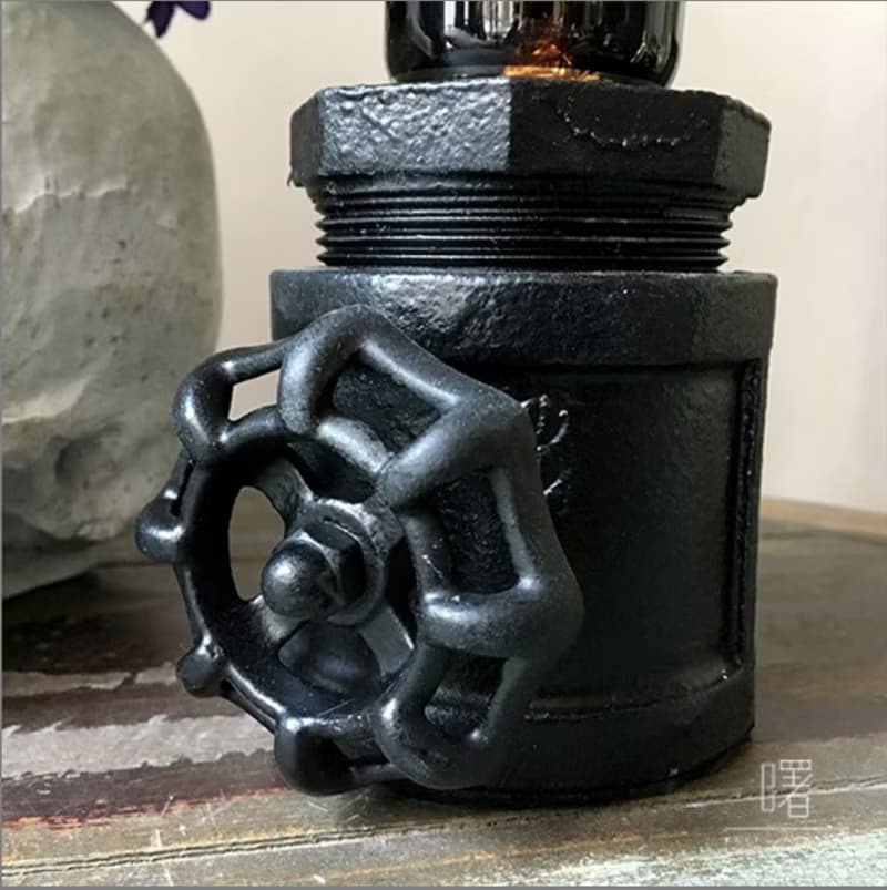 曙MUSE 個性黑漆水管桌燈 原木 小物 擺飾 燈具 燈泡 燈飾 特色