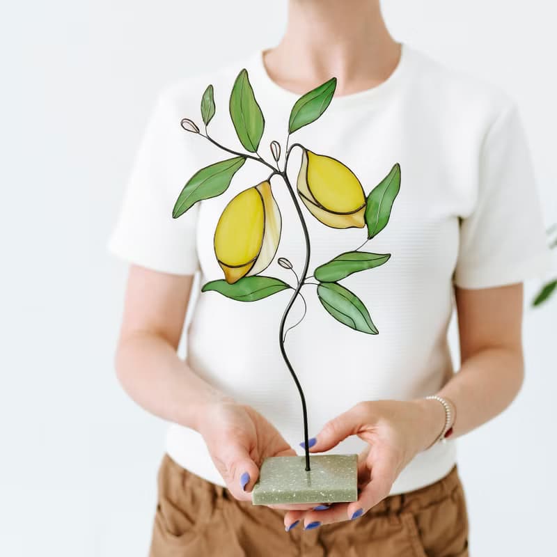 木架上的彩色玻璃檸檬樹 Suncatcher 客廳裝飾