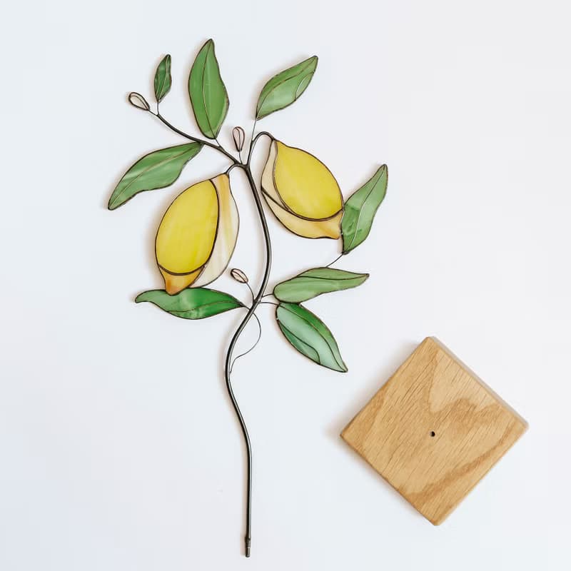 木架上的彩色玻璃檸檬樹 Suncatcher 客廳裝飾