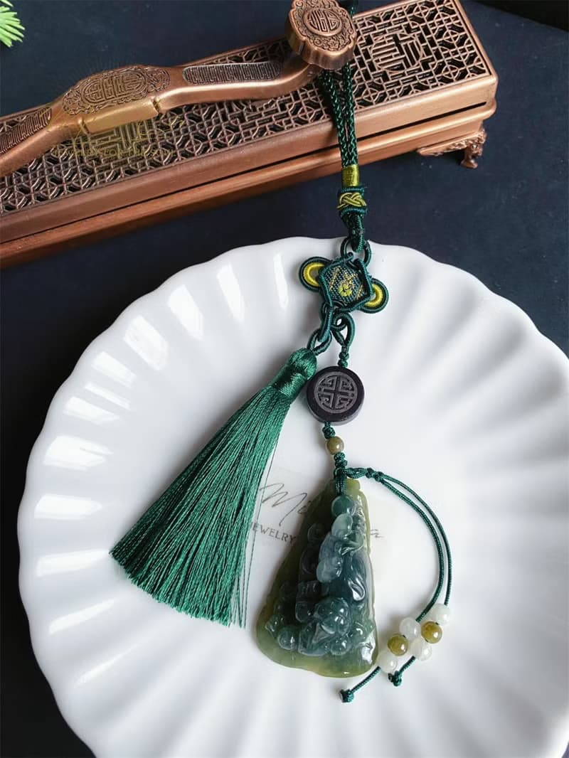 天然緬甸玉 翡翠 翹色巧雕 油青 如意 三腳金蟾 招財進寶 包掛