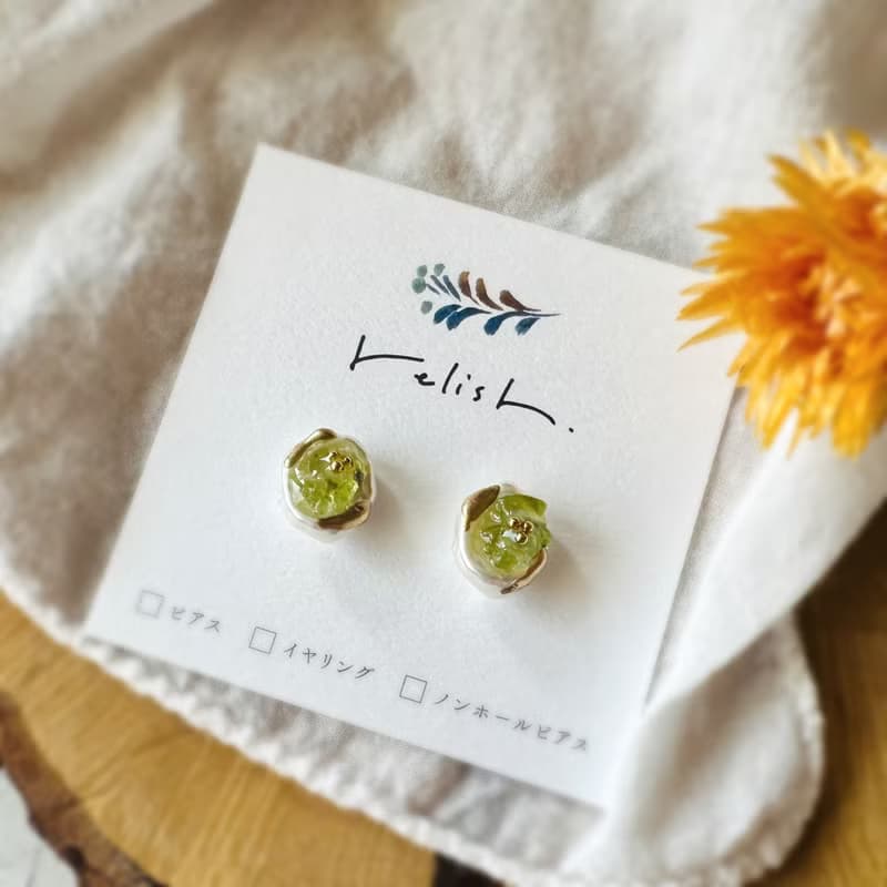 華やか パール 天然石 ペリドット 金継ぎ ピアス イヤリング ノンホールピアス ゴールド 金 緑 グリーン 8月誕生石 8月 ギフト プレゼント 贈り物