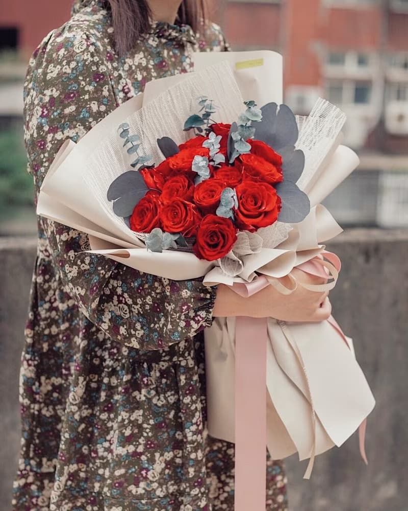 DAY OFF 16朵浪漫永生玫瑰花束 永生花束 情人節 七夕 求婚花束