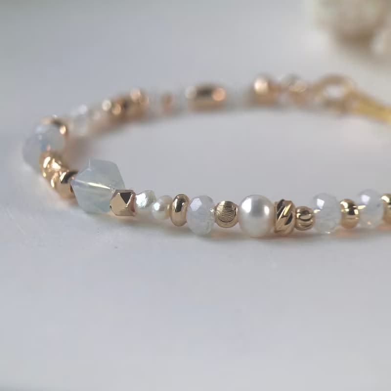 【十月生日石】珠寶盒裡的馬林糖 | 蛋白石手鍊 長度可調