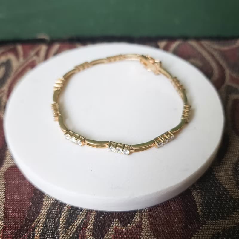 【星期天】閃耀細緻鏤空金色手鍊