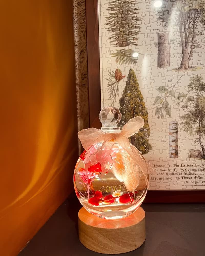 嵐緹花香室 浪漫永生花浮游花燈 生日禮物/永生花/母親節禮物
