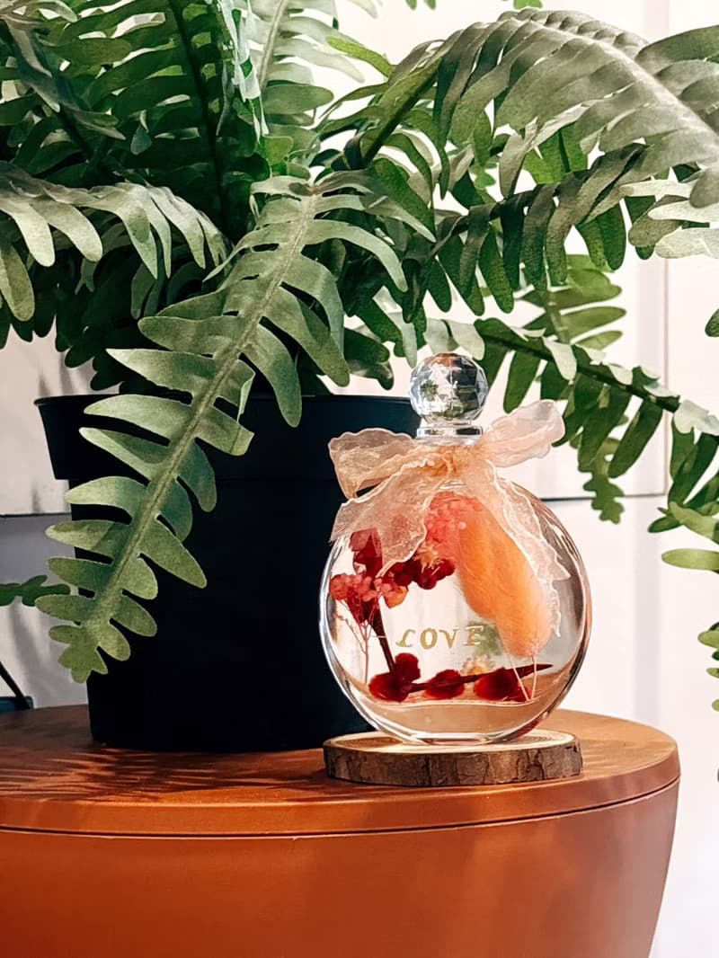 嵐緹花香室 浪漫永生花浮游花燈 生日禮物/永生花/母親節禮物