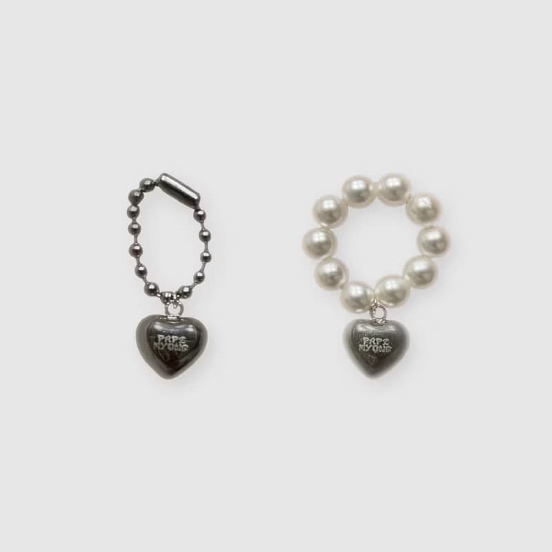 Dog-silver PIPI keyring 2