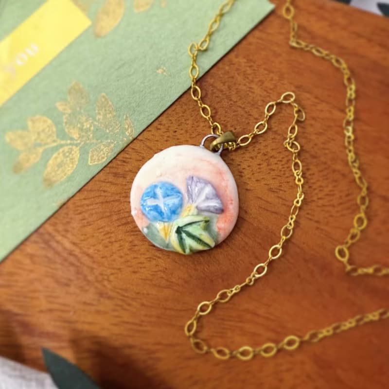 台灣陶藝家手作項鍊-牽牛花沐浴晨光 禮盒包裝 獨一無二