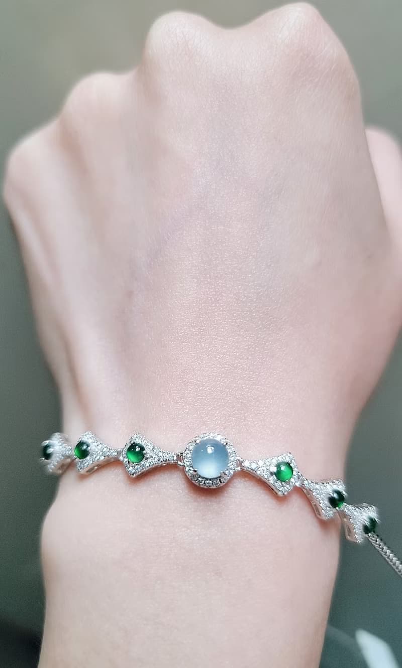 |財富女神|A貨翡翠冰玻淡藍膠飽滿蛋面5.7mm純銀鍍18k設計款手鏈