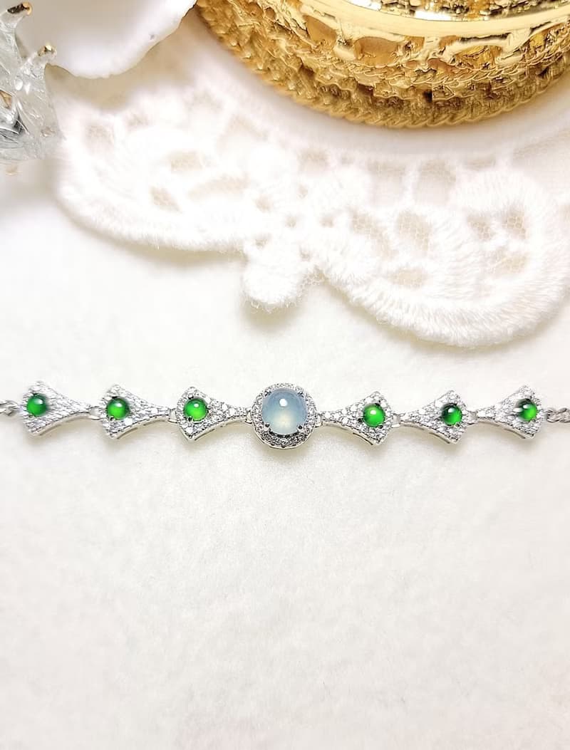 |財富女神|A貨翡翠冰玻淡藍膠飽滿蛋面5.7mm純銀鍍18k設計款手鏈