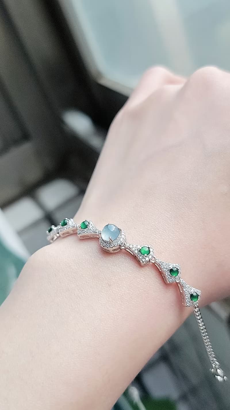 |財富女神|A貨翡翠冰玻淡藍膠飽滿蛋面5.7mm純銀鍍18k設計款手鏈