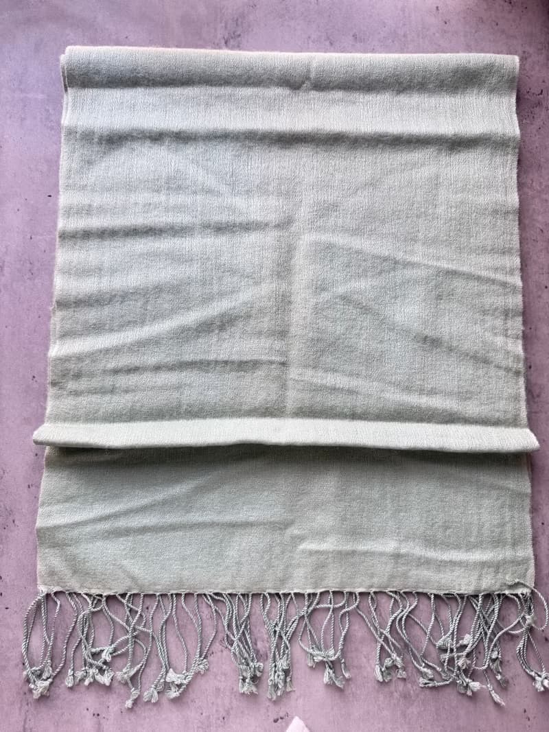 中古正品 Christian Dior 迪奧 淡綠色 羊絨披肩圍巾 cashmere