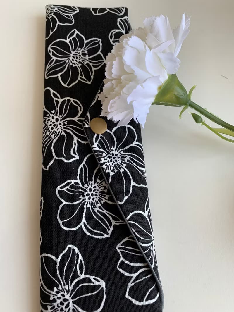 文青風環保筷袋  風情萬種 黑  手作餐具袋.交換禮物.