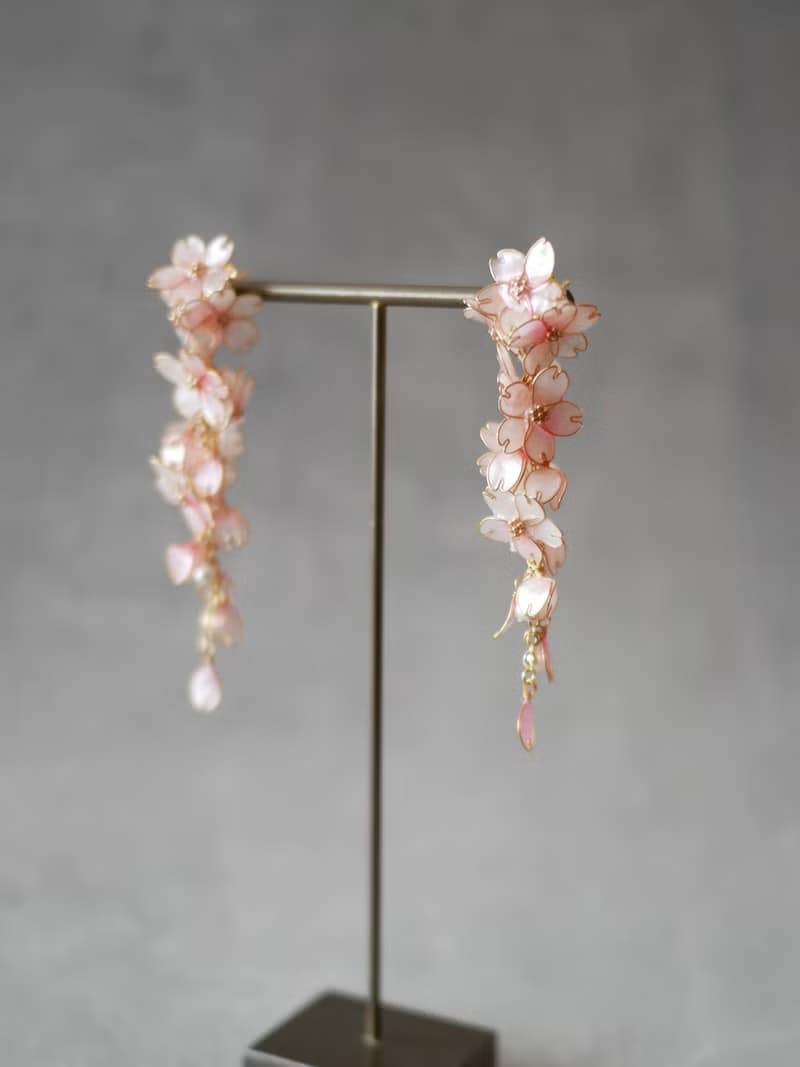 枝垂桜　-宴-  ピアス・イヤリング