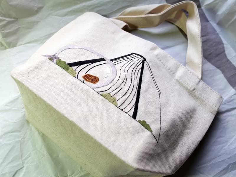 手工刺繡環保小提袋 - 尋找書中的寶藏