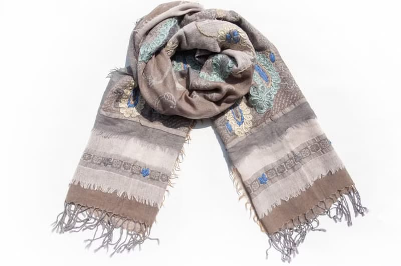 喀什米爾Cashmere/水煮羊毛披肩/針織圍巾/刺繡圍巾/羊絨披巾-花