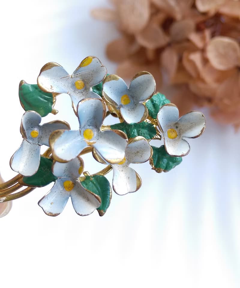 Vintage Jewelry 西洋古董飾品 立體 琺瑯花 花束 小花兒 別針