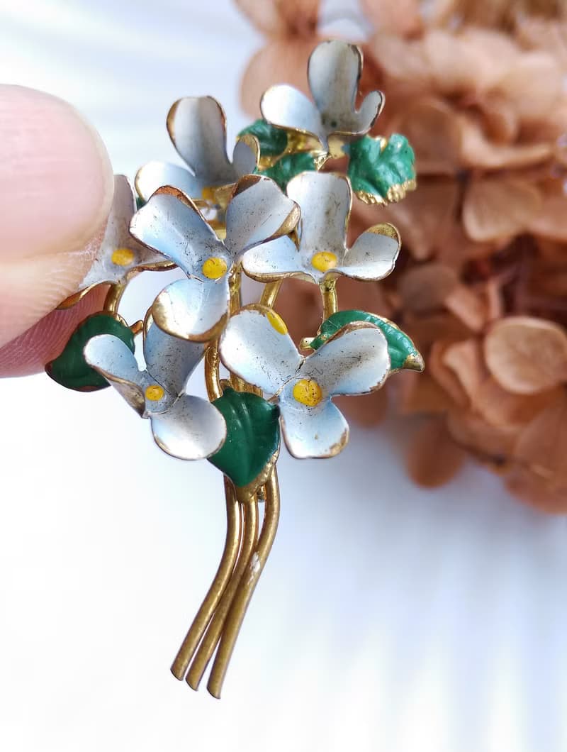 Vintage Jewelry 西洋古董飾品 立體 琺瑯花 花束 小花兒 別針
