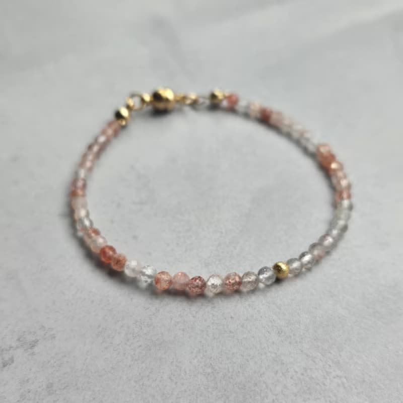 【Japan Handmade】サンストーン ブレスレット　医療用ステンレス　マグネット式　上品で愛らしい輝き
