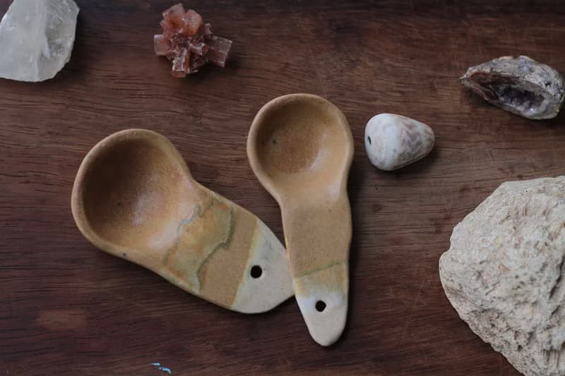 純手捏橘黃色小鳥形象陶瓷湯匙/陶匙(1對)