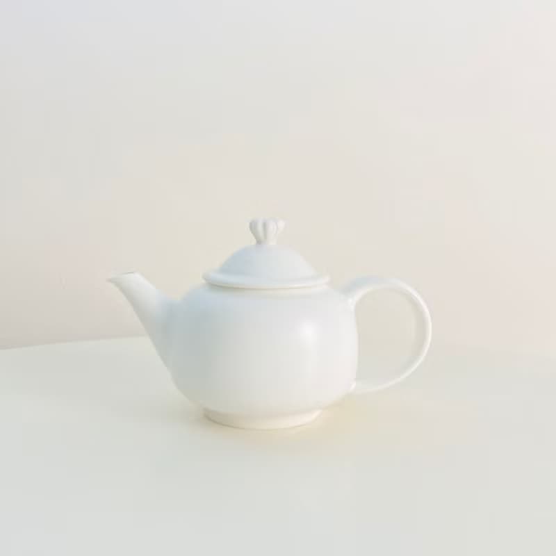 【茶具】白瓷英式紅茶壺-菊瓣蓋鈕