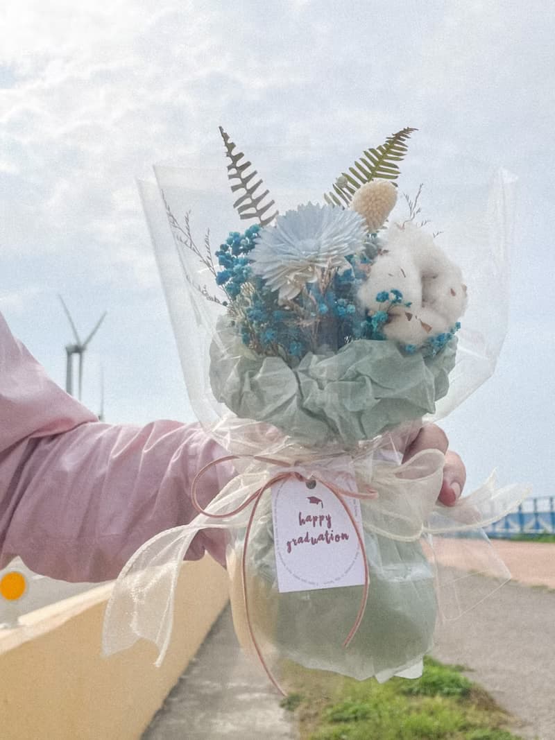 畢業來點—夢想天空 x 不凋乾燥花花束