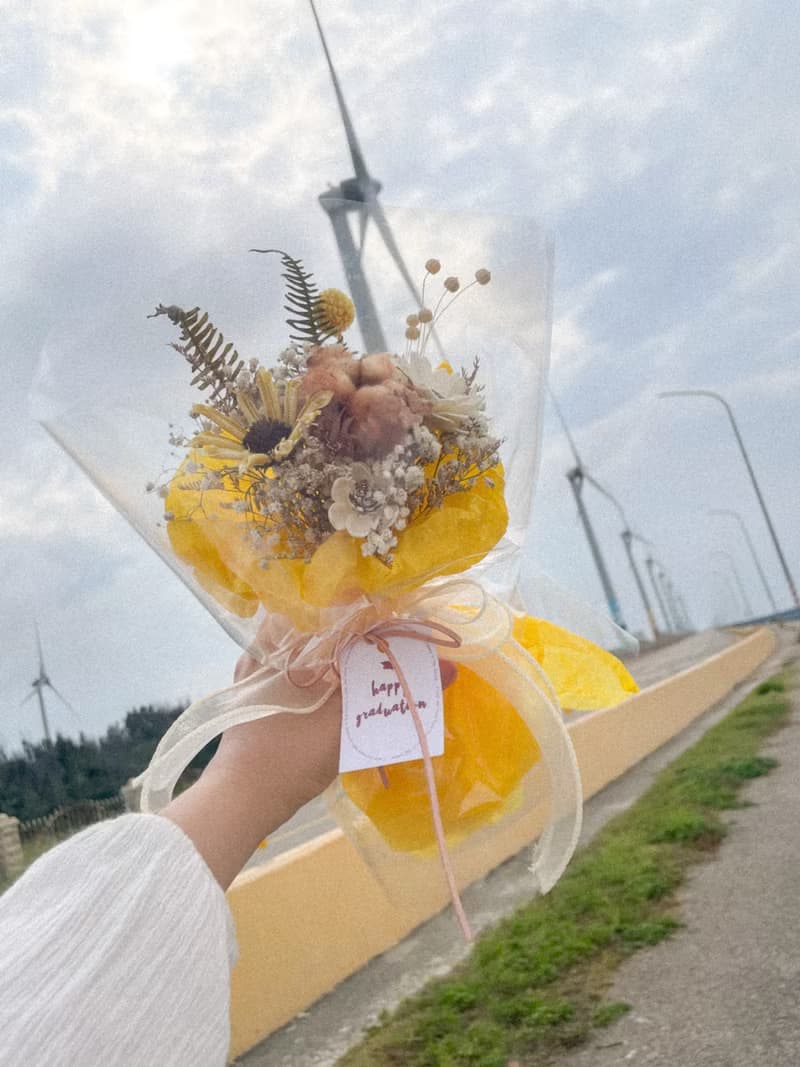 畢業來點—夢想天空 x 不凋乾燥花花束