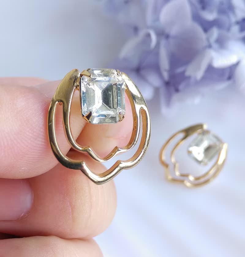 Vintage Jewelry 西洋古董飾品 氣質復古白鑽 針式耳環