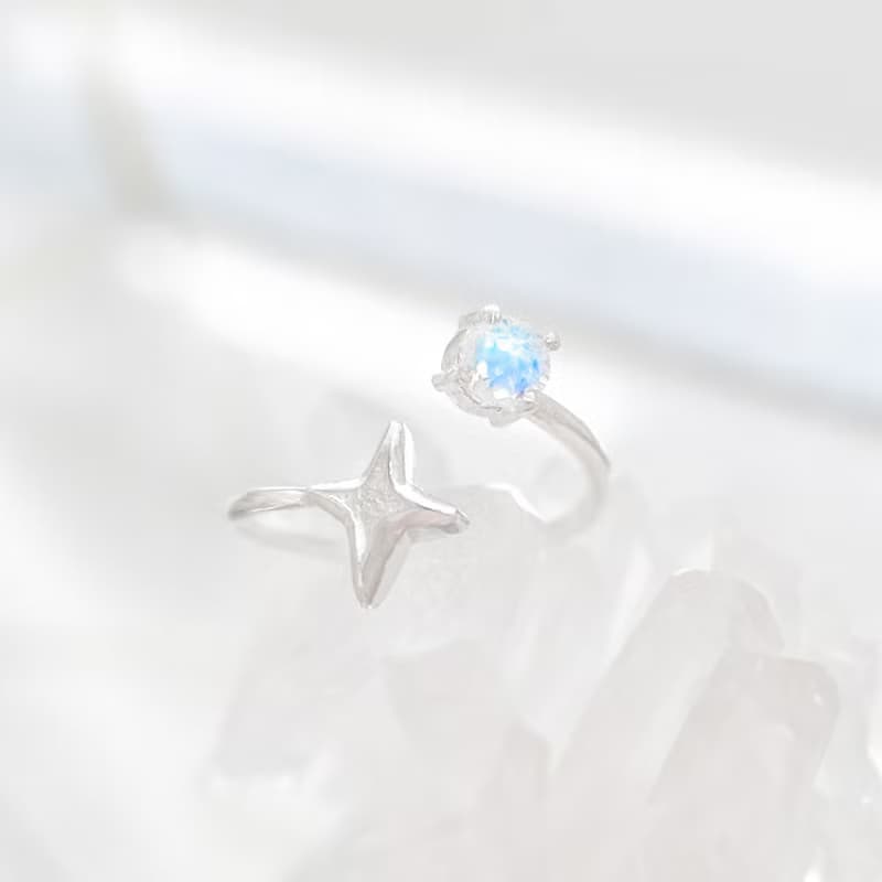 / 星塵 / 頂級AAA+藍光月光石 北極星925純銀戒指 開