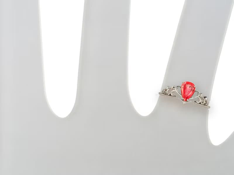 Tiara gold ring with pink tourmaline and diamonds