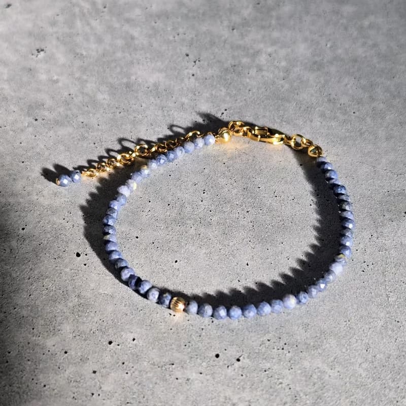 【日本製】ブルーコーラル ブレスレット – 14kgfビーズ / マグネット留め具 / 金属アレルギー対応