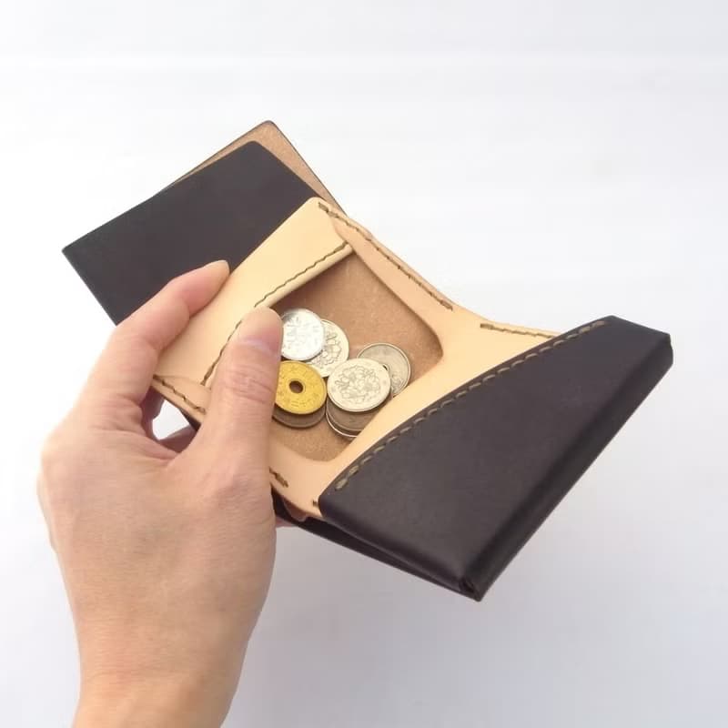【ミニ財布】革 ツートン 12通り 草木染め 右利き 手縫い 手染め 手作り【chotof/ちょとふ】