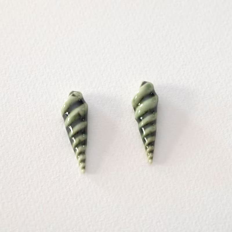 瓷器耳環  貝殼耳針一對