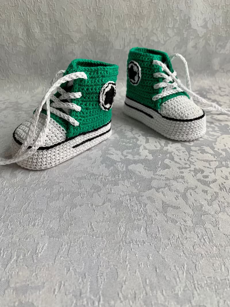 Cute Converse Baby Shoes for photoshoot Baby booties Gift for a boy and a girl