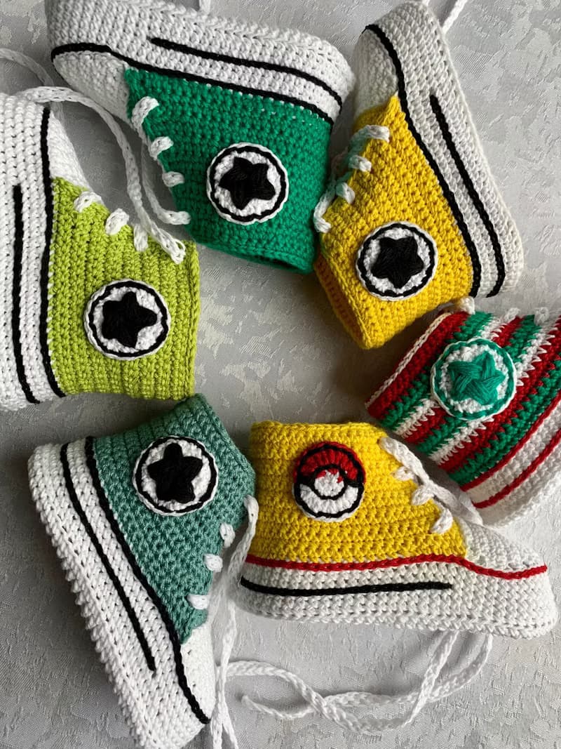 Cute Converse Baby Shoes for photoshoot Baby booties Gift for a boy and a girl