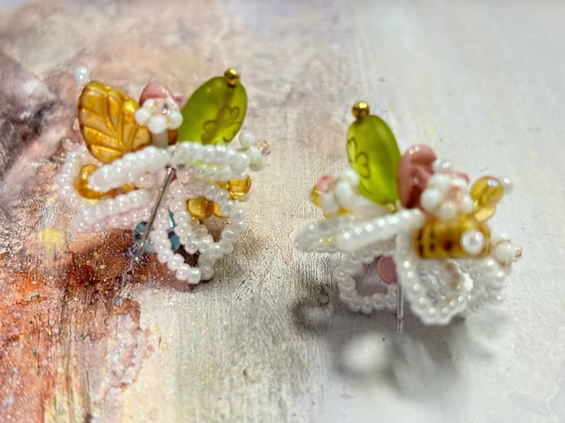 原創花叢耳飾 串珠花朵耳環 手作串珠耳釘 櫻花草