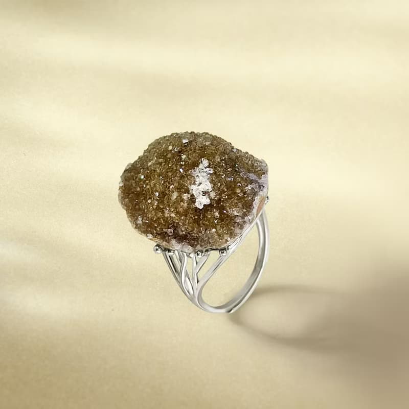 橄欖綠瑪瑙活口戒指 隨形原石標本異象面包款星光手工指環 S925銀